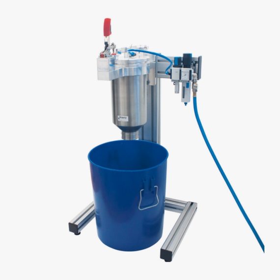 Laboratory filter for small quantities